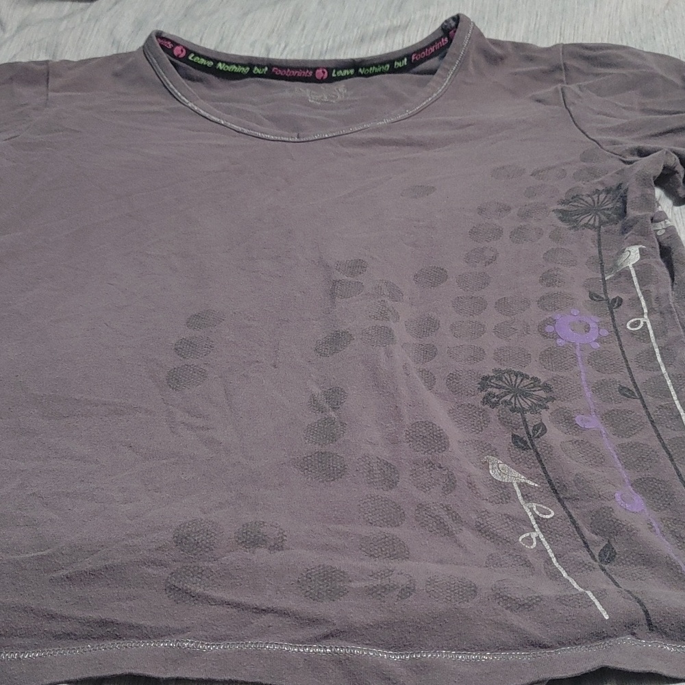 Leave Nothing But Footprints top